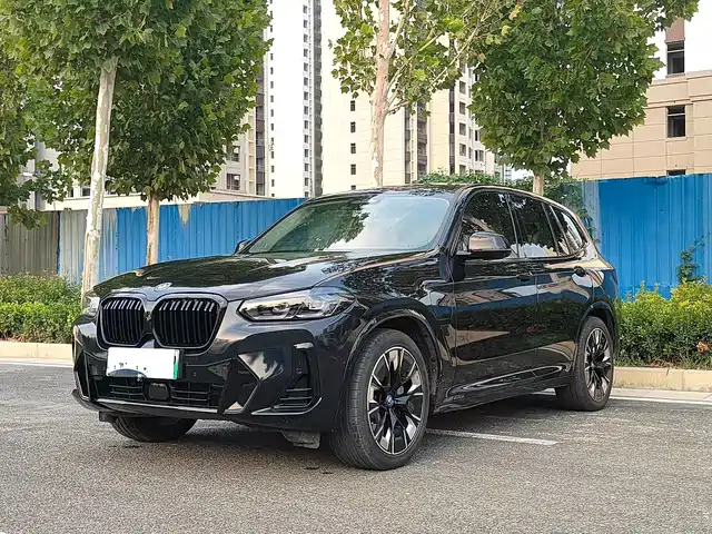 BMW iX3 2024 Innovation Leader