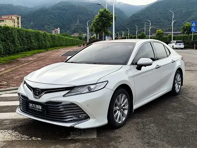 Toyota Camry 2019 Facelift 2.0G Luxury Edition