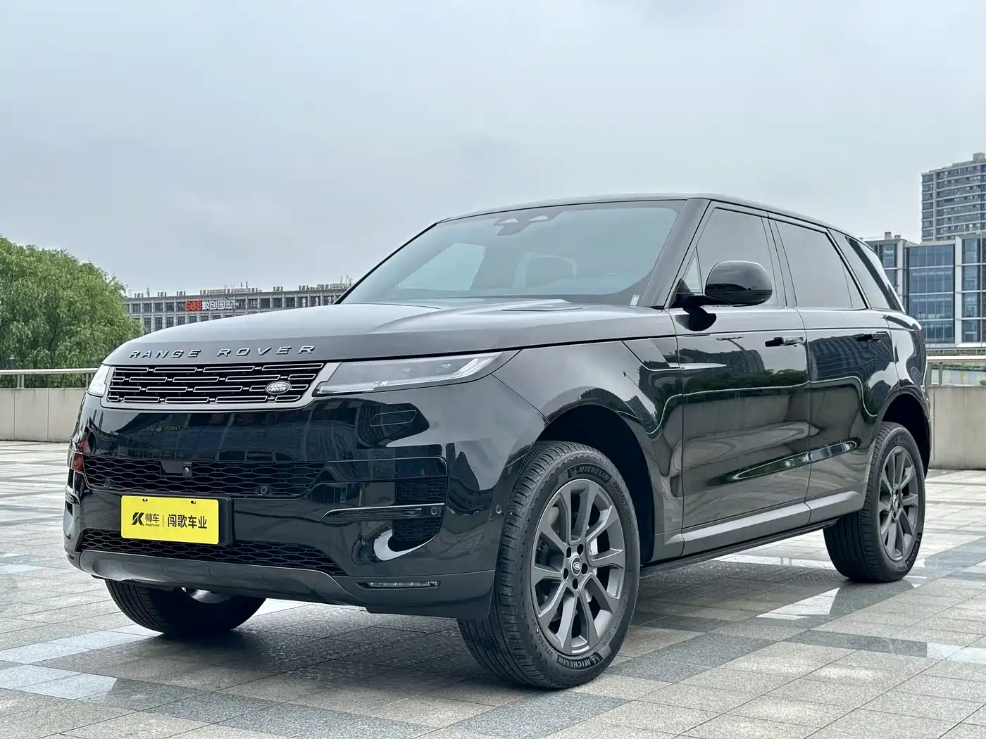 Land Rover Range Rover Sport 2024 360PS S
