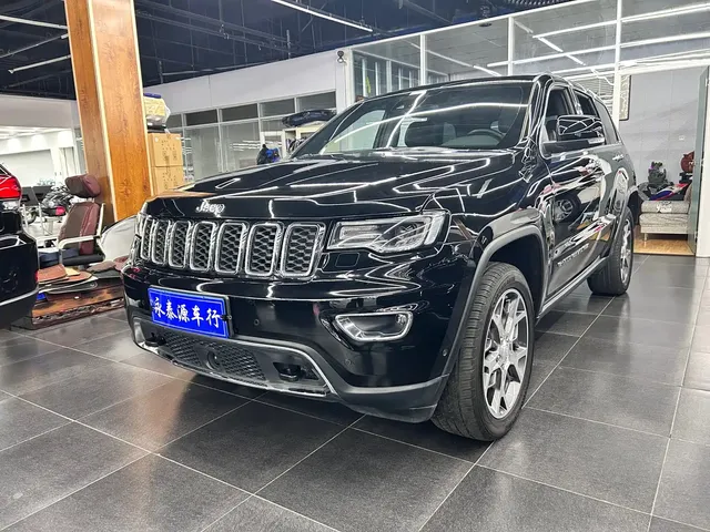Jeep Grand Cherokee (Import) 2021 3.0L 80th Anniversary Edition