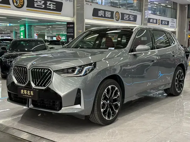 BMW X3 2025 xDrive30L Premium Model M Sport Black Package