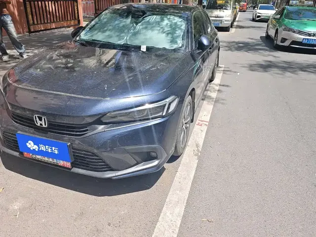 Honda Civic 2023 240TURBO CVT Dynamic Edition