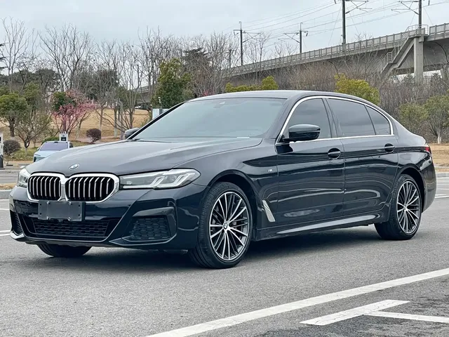 BMW 5 Series 2021 Facelift 530Li Leading M Sport Package