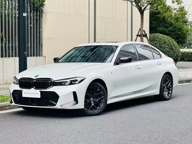 BMW 3 Series 2025 330Li M Sport Night Edition