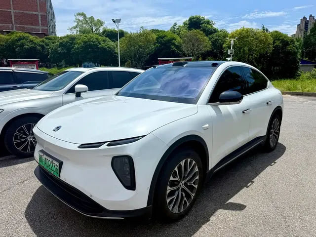 NIO EC6 2024 75kWh