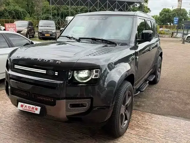 Land Rover Defender 2024 110 3.0T P400 X-DYNAMIC HSE