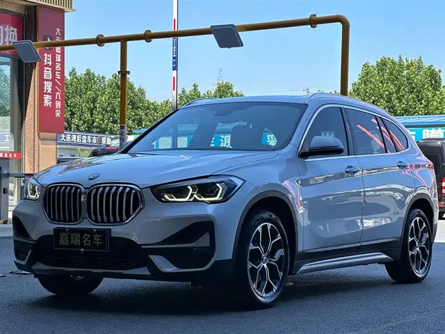 BMW X1 2022 sDrive20Li Premium