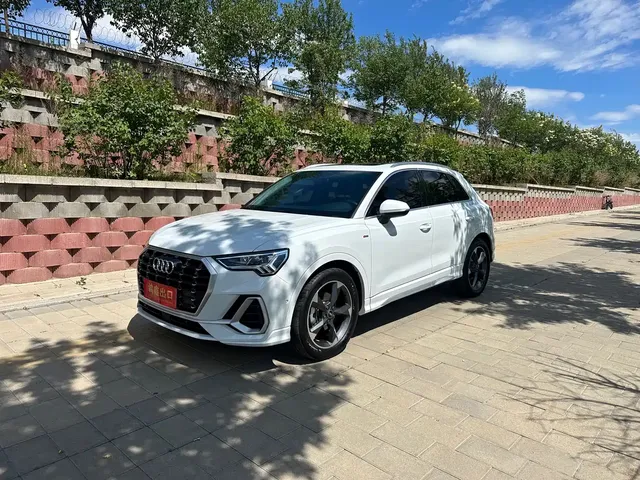 Audi Q3 2022 35 TFSI Fashion Dynamic