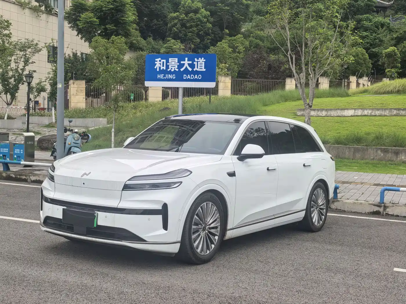 Ledao L90 2025 2WD Base Model