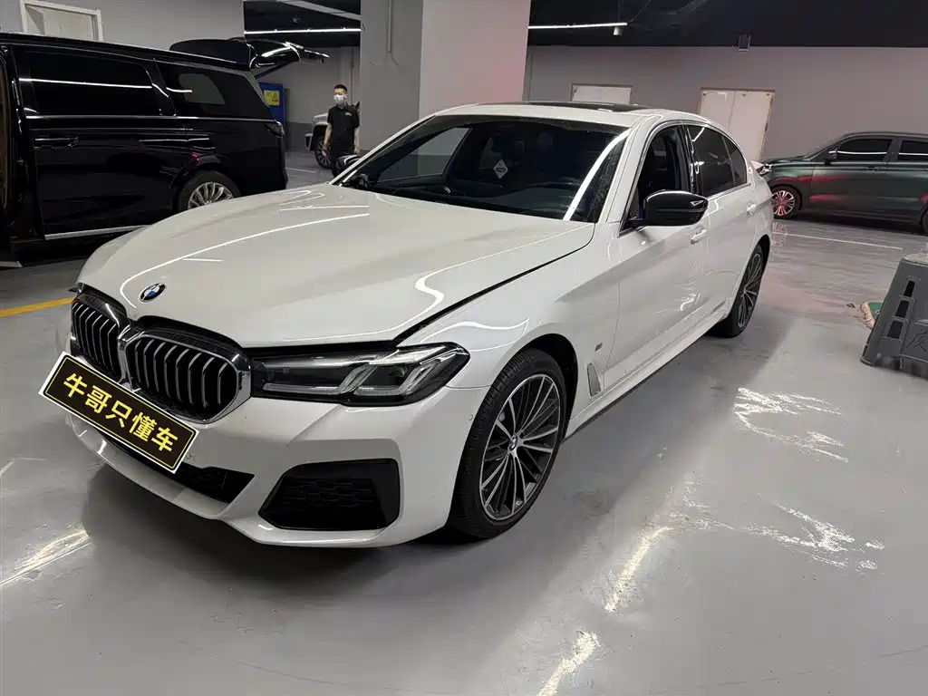 BMW 5 Series 2022 Model Second Facelift 530Li Leading M Sport Package