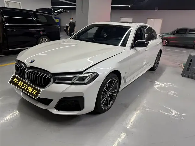BMW 5 Series 2022 Model Second Facelift 530Li Leading M Sport Package