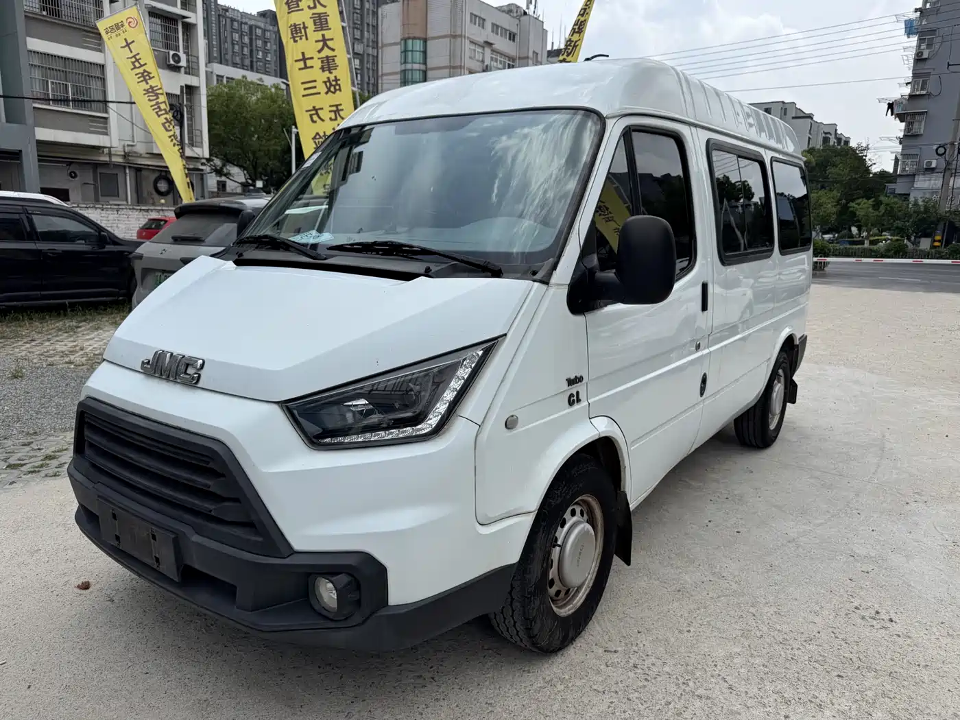 Jiangling Tesun 2019 2.8T Commercial Short Wheelbase Medium Roof 7-Seater China VI JX493