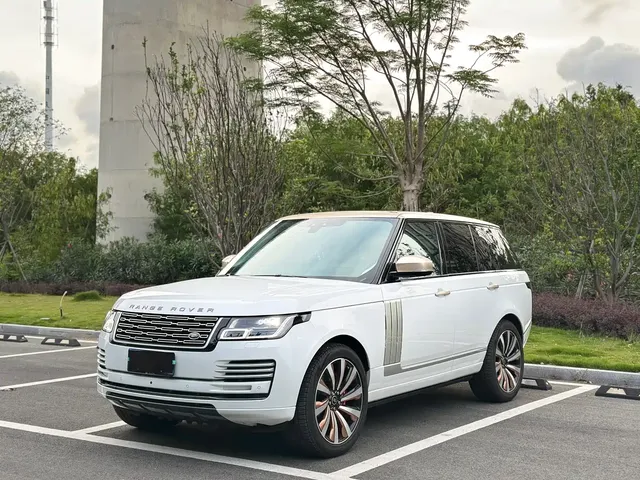 Land Rover Range Rover 2021 3.0 L6 Golden Age Edition