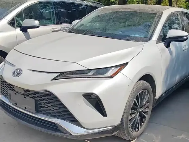 Toyota Venza 2023 2.0L CVT FWD Premium