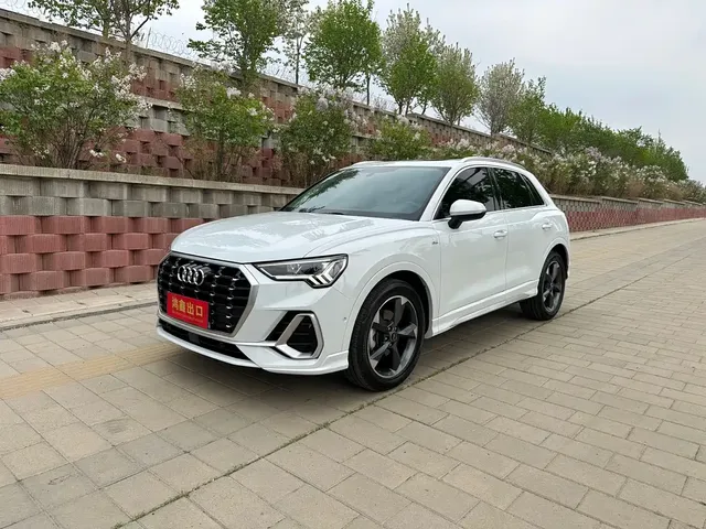 Audi Q3 2022 35 TFSI Fashion Dynamic