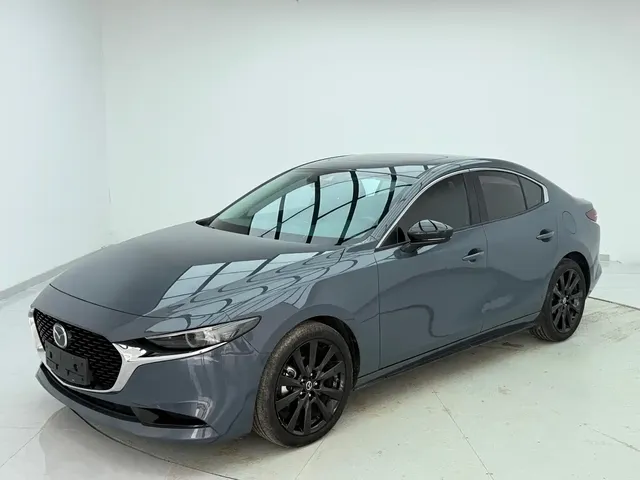 Mazda 3 Axela 2022 2.0L Automatic Quality Black Obsidian Edition