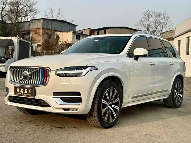 Volvo XC90 2020 Facelift T6 Momentum Luxury 7-Seater