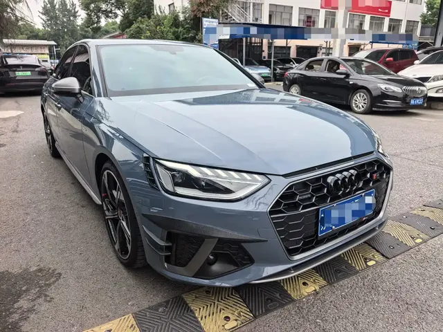 Audi A4L 2022 40 TFSI quattro RS Kit Burning Speed