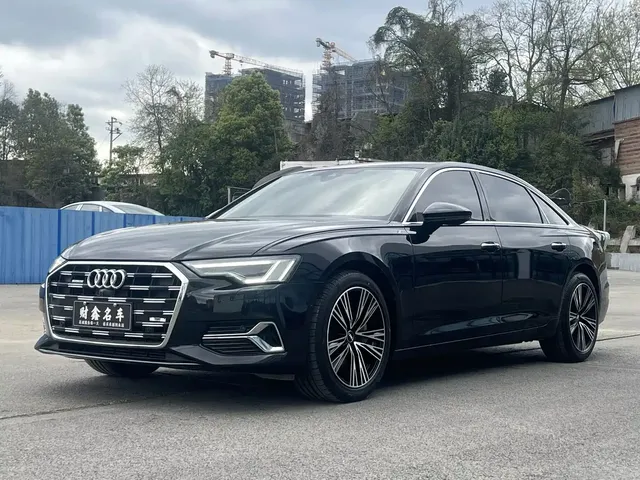 Audi A6L 2023 45 TFSI quattro Premium Elegance