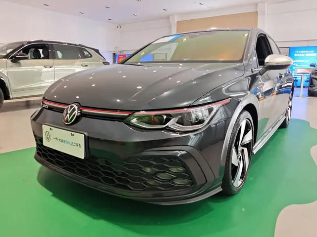 Volkswagen Golf GTI 2023 380TSI DSG GTI