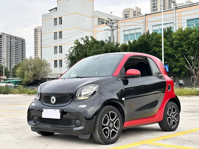 smart fortwo 2019 0.9T 66kW Hardtop Dynamic Edition China VI