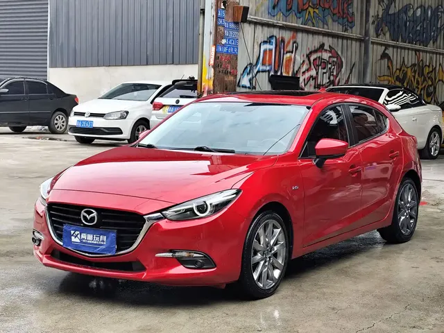 Mazda 3 Axela 2019 Cloud Control Edition Hatchback 2.0L Auto Sport China V