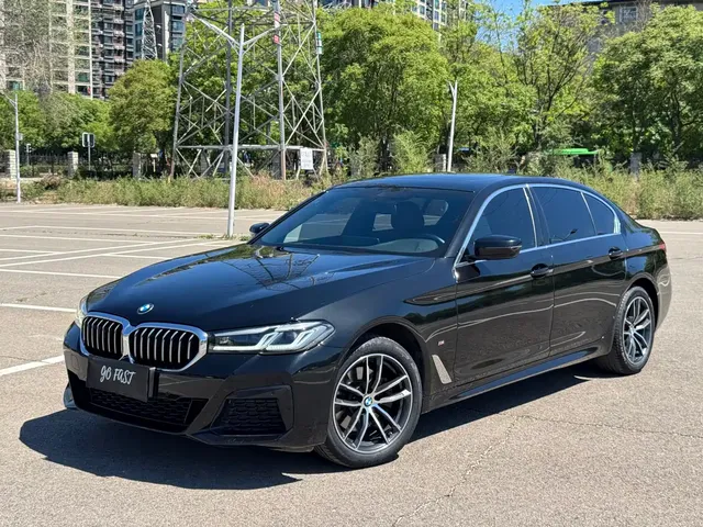BMW 5 Series 2022 Model Second Facelift 525Li Luxury Package
