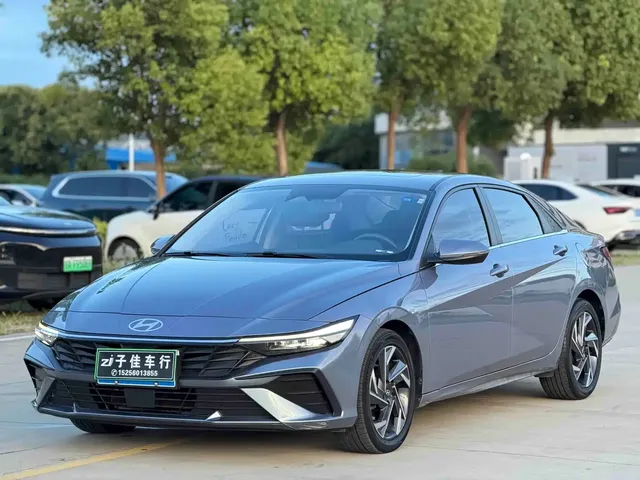Hyundai Elantra 2023 Model 1.5L CVT LUX Premium Edition