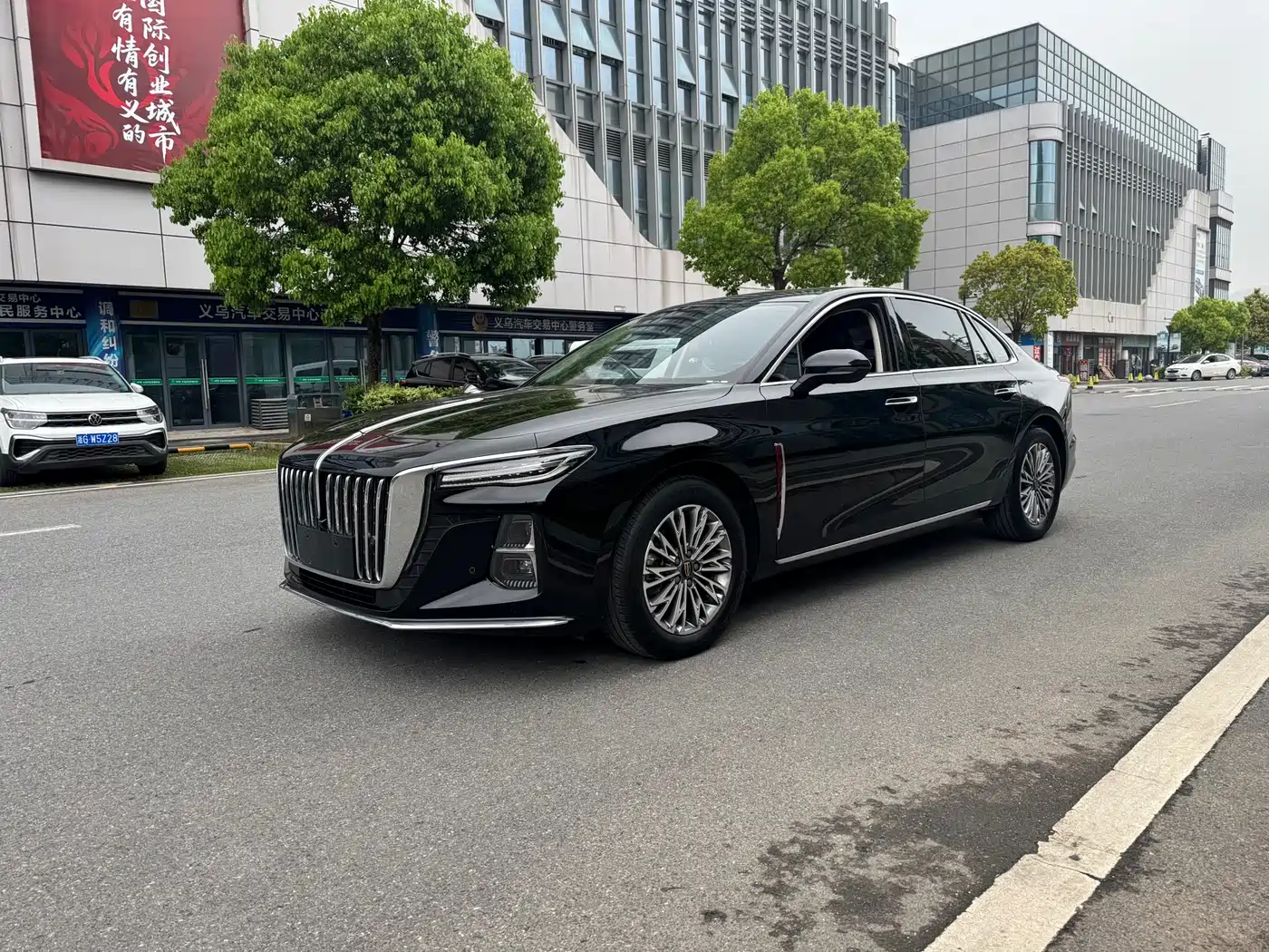 Hongqi H5 2023 1.5T DCT Smart Connect Flag Rhythm