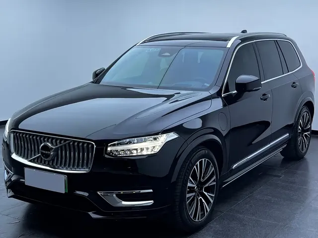 Volvo XC90 Plug-in Hybrid 2024 T8 Premium Luxury 7-Seater