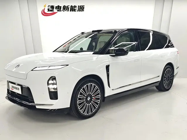 NIO ES8 2025 Model 6-Seat Executive Luxury Edition