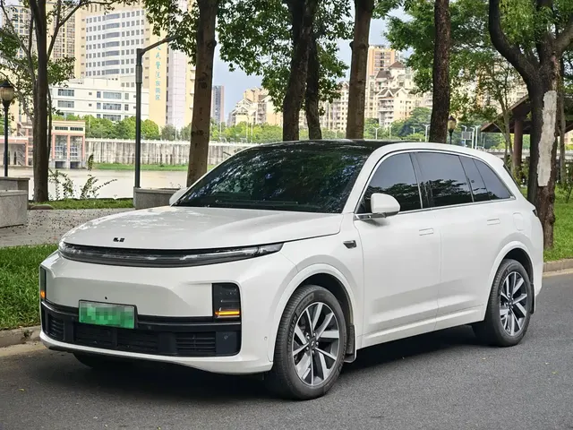 Li Auto L7 2023 Air