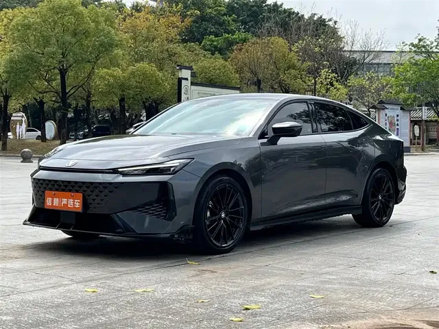 Changan UNI-V 2024 1.5T Deluxe