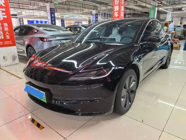 Tesla Model 3 2025 Model Year Facelift Long Range Rear-Wheel Drive