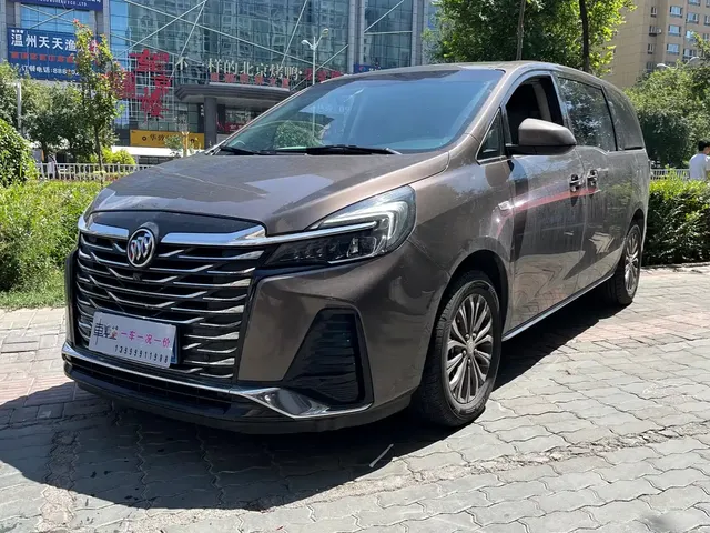 Buick GL8 2023 Model Land Business Class Smart