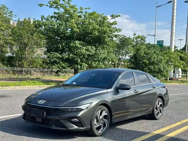 Hyundai Elantra 2023 1.5L CVT GLX Elite Edition