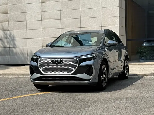 Audi Q4 e-tron 2023 40 e-tron Innovation Edition