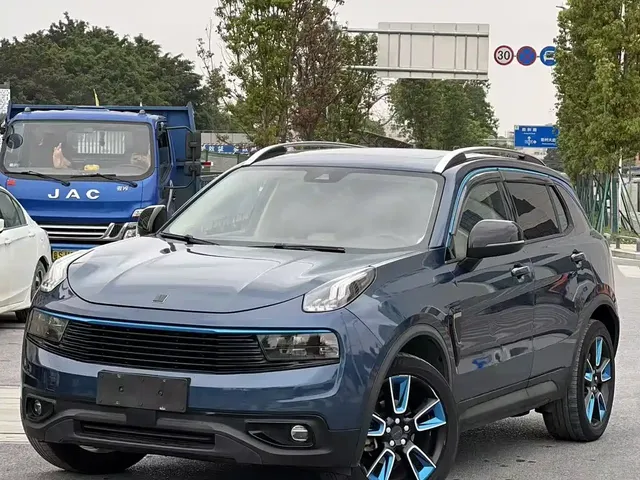 Lynk & Co 01 2017 2.0T 2WD Pro Version