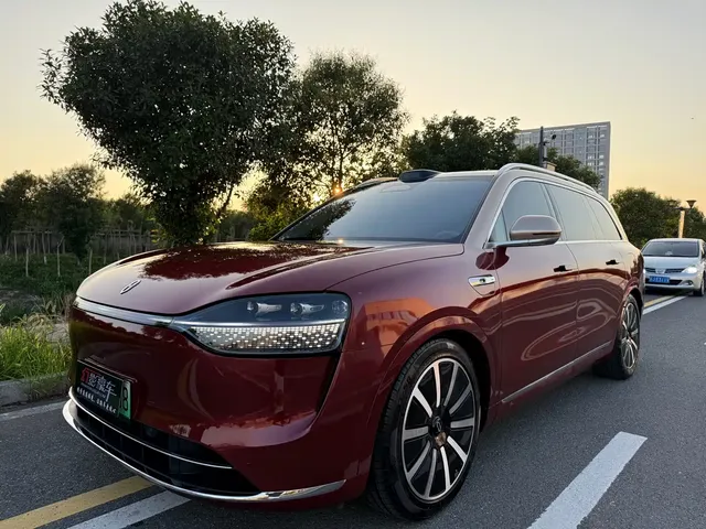 AITO Wenjie AITO M9 2024 Extended Range Max 42kWh 5-seater