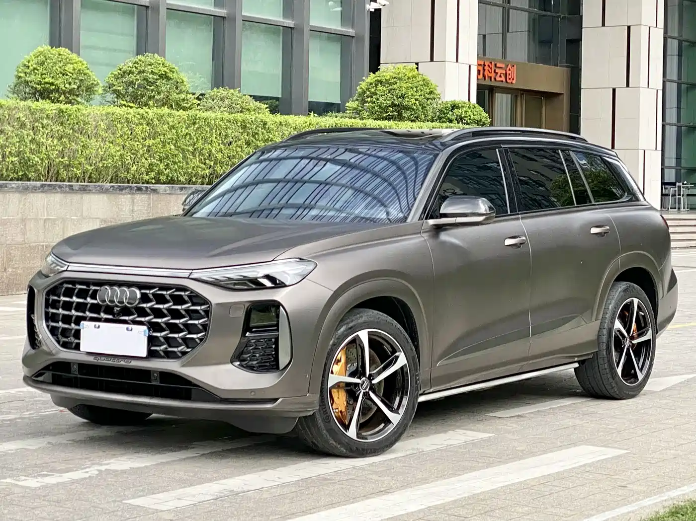 Audi Q6 2023 50 TFSI quattro Soaring Edition One