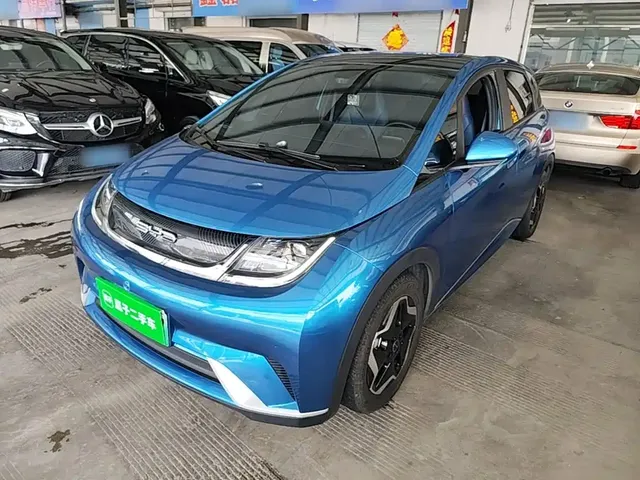 BYD Dolphin 2023 420km Fashion Edition