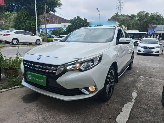 Venucia T90 2018 2.0L CVT Smart Connected Premium Edition China VI