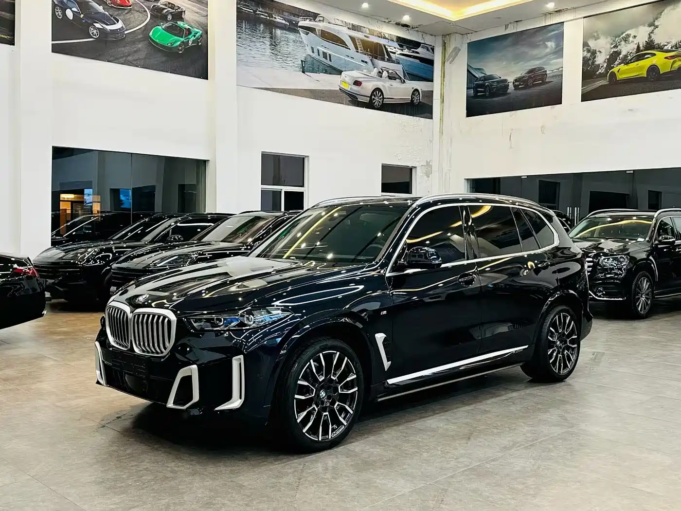BMW X5 2023 xDrive 40Li M Sport Package