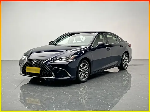 Lexus ES 2022 300h Excellence Edition