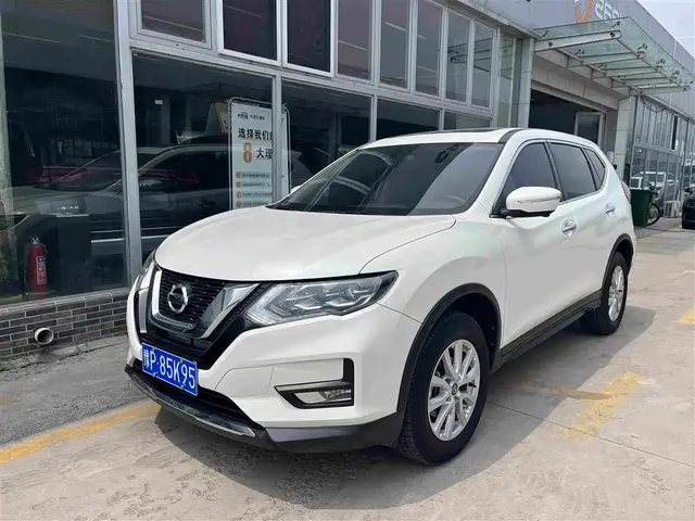 Nissan X-Trail 2023 Classic 2.0L 2WD Smart Premium Edition
