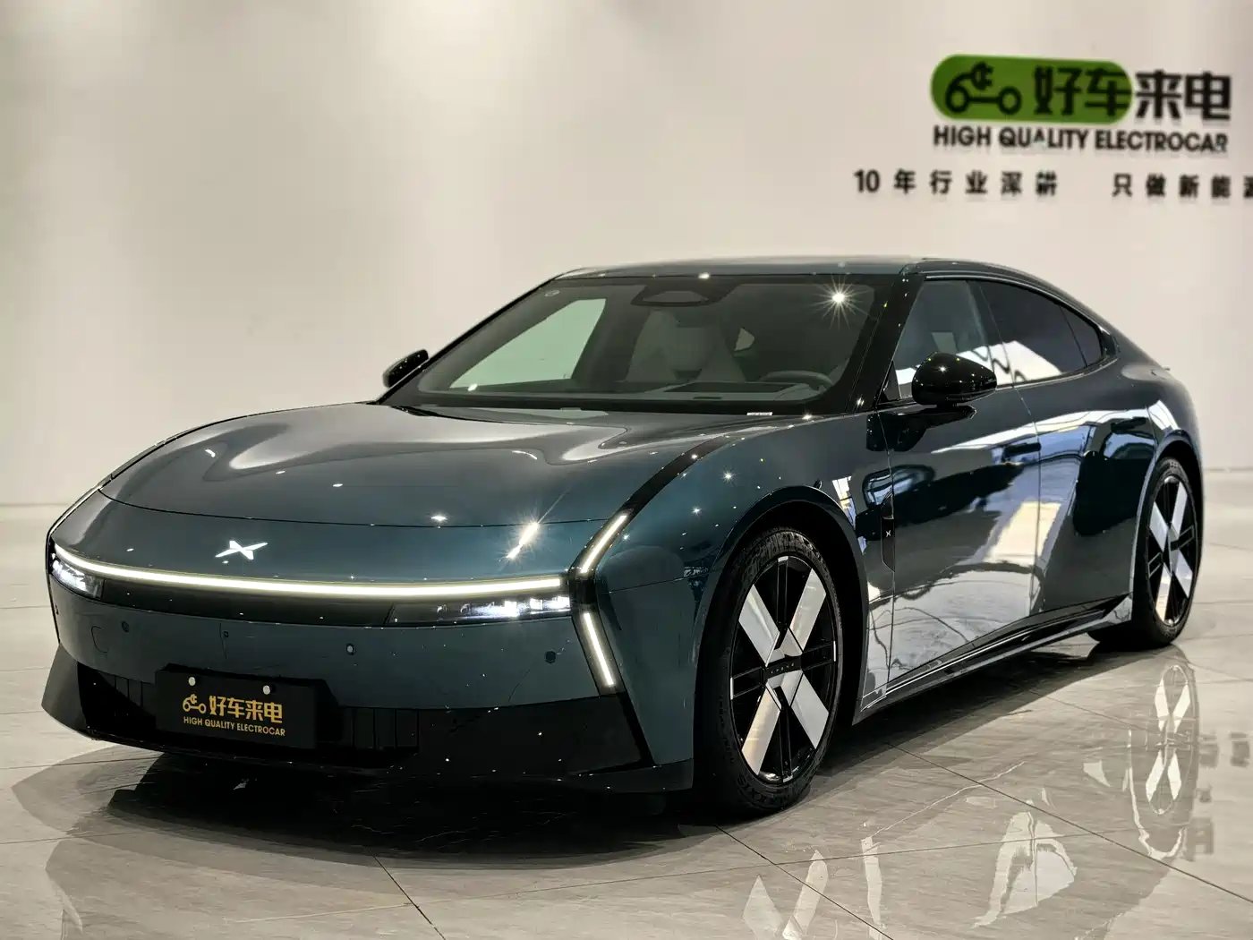 XPeng P7 2025 702km Long Range Edition