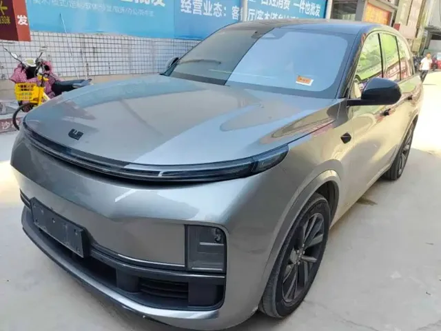 Li Auto Li L8 2023 Pro