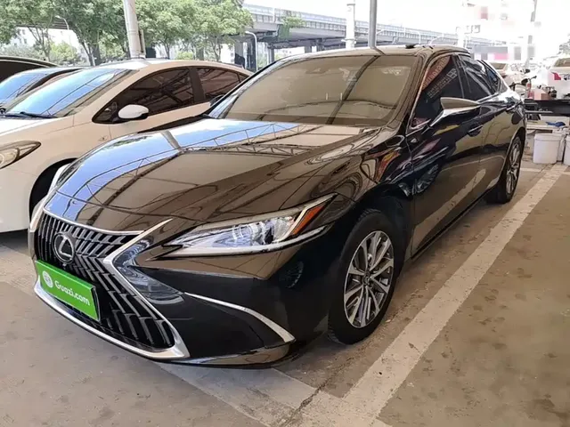 Lexus ES 2023 200 Excellence Edition