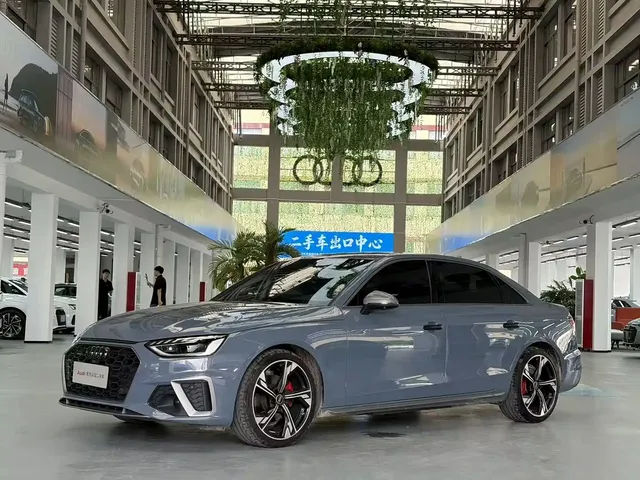 Audi A4L 2022 40 TFSI quattro RS Kit Burning Speed