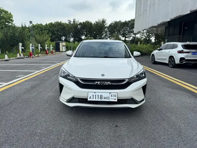 Dongfeng Aeolus Yixuan 2021 230T Auto Shadow Chaser Edition